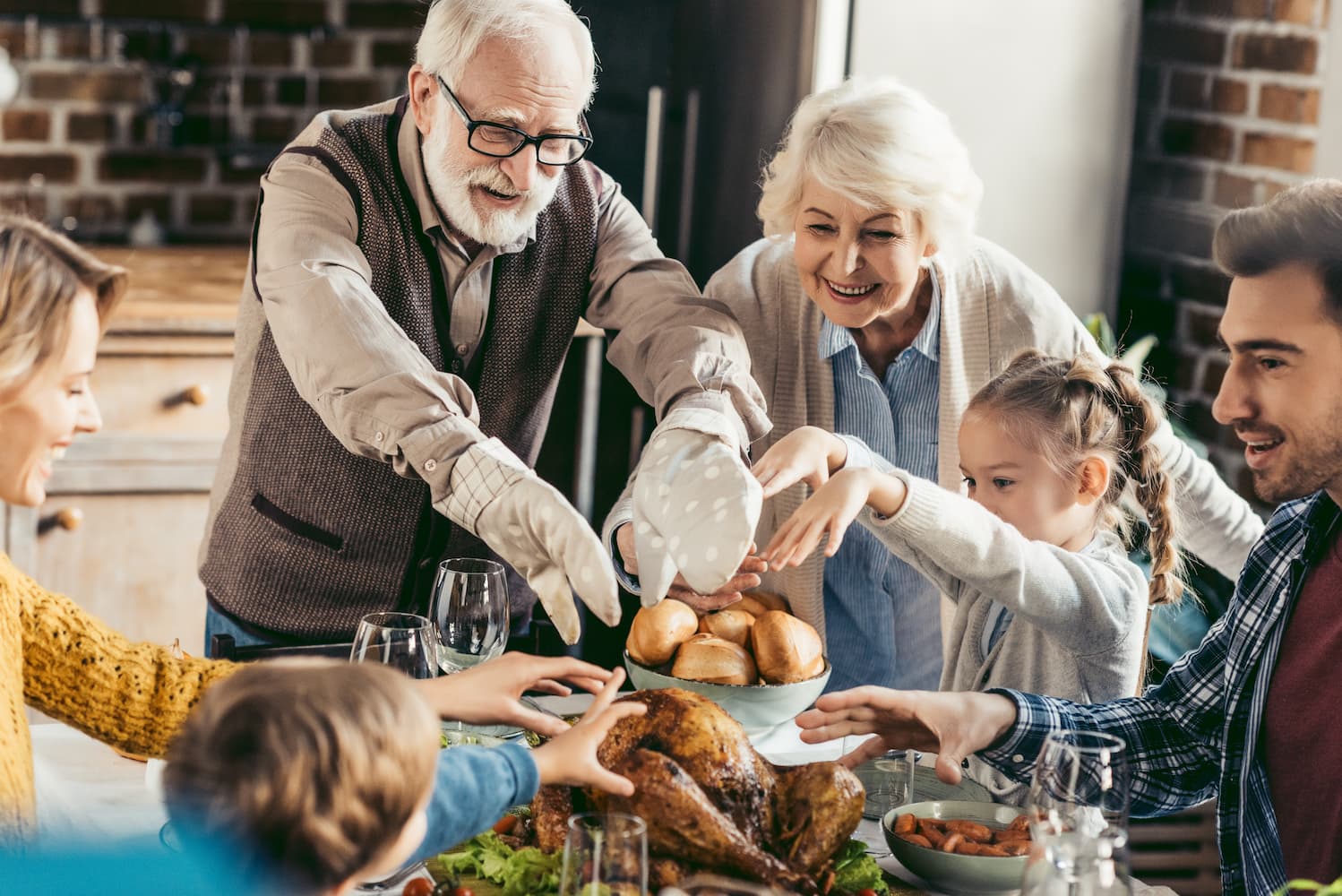 elderly couple at thanksgiving dinner