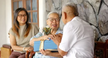 Holiday Gifts for Older Adults